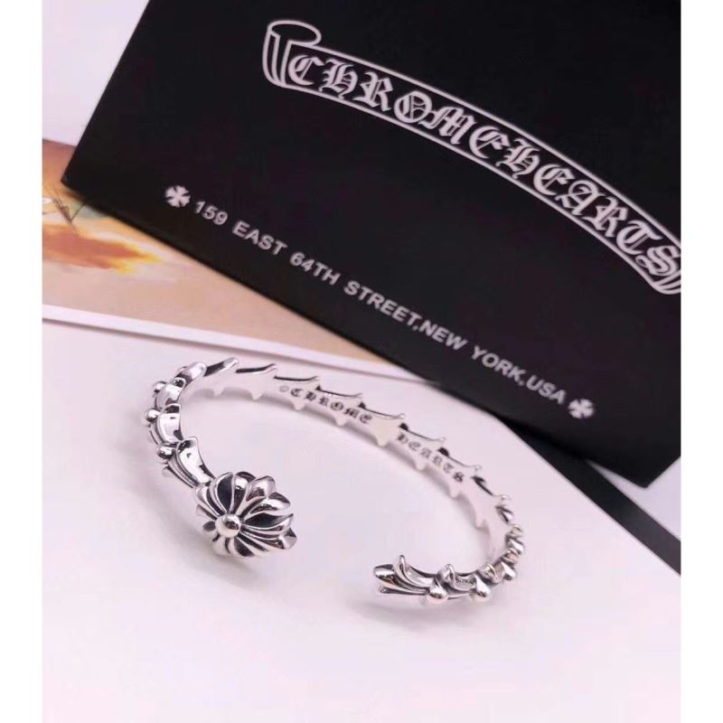 Ch**me He**ts rings